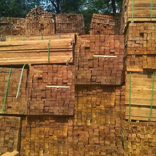 Brazilian Teak Wood Square Log 01