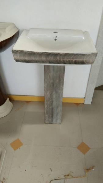 Pedestal Washbasin 16
