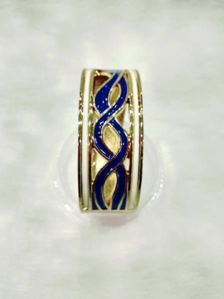 Designer Bracelet 09