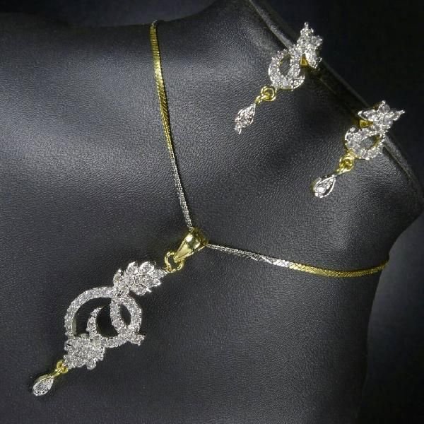 Diamond Necklace Set 02