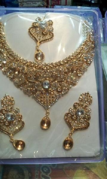 Gold Necklace Set 03