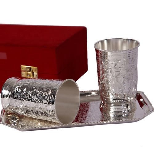 Antique Glass Set 03