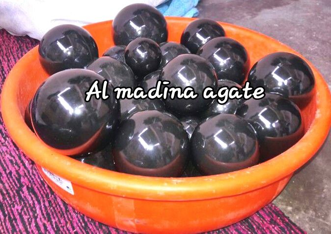 Agate Stone Balls 01