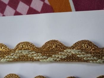 Golden Suit Lace 02