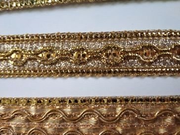 Golden Suit Lace 05