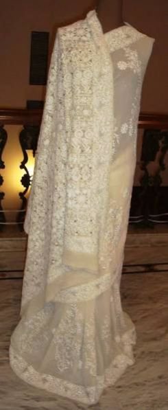 Lucknowi Chikan Suit 12