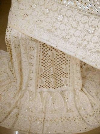 Lucknowi Chikan Suit 12