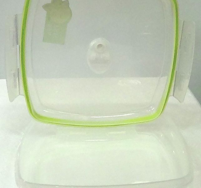 Plastic Square Box with Lid 02