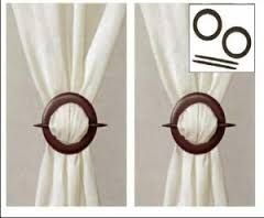 Curtain Holder 03