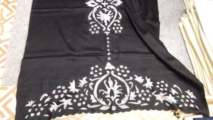 Cut Work Fine Wool Stole 03