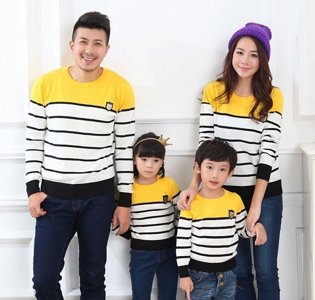 Kids Knitted Sweater (P-16)