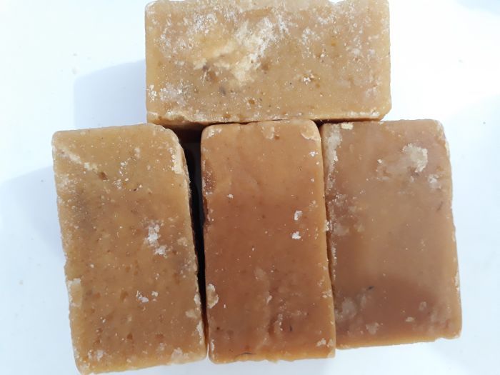 Flavoured Jaggery Cube 02