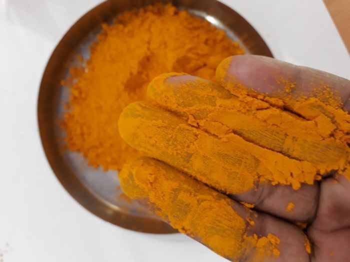 Turmeric Powder 03