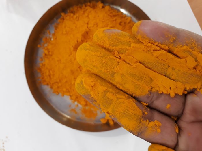 Turmeric Powder 04