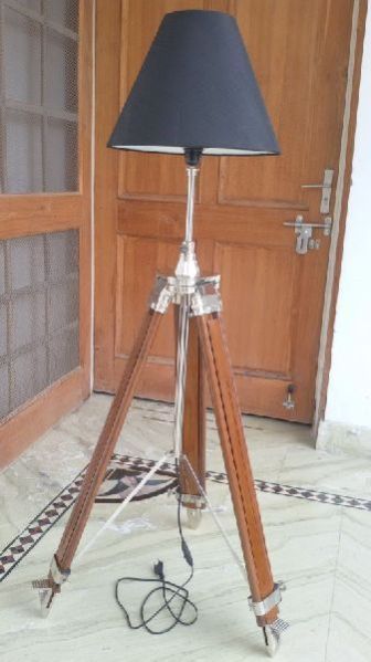 CISLT - 003 Tripod Shade Lamp