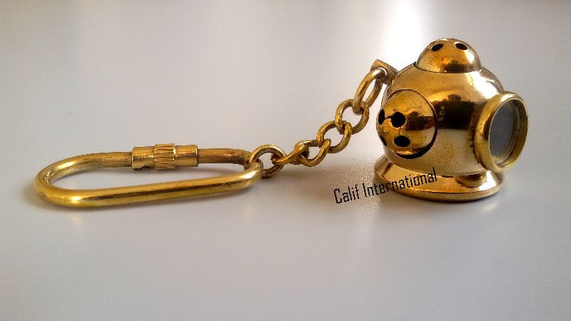 Diving Helmet Keychain 01