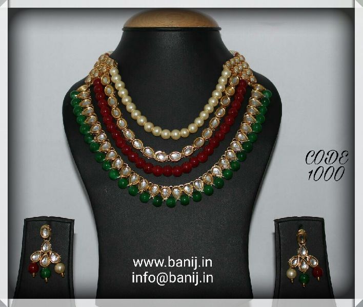 Kundan Necklace & Earring Set 09