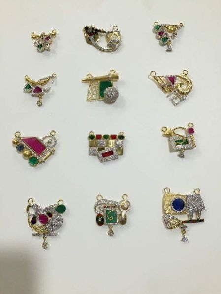 Gold Ladies Pendant 03