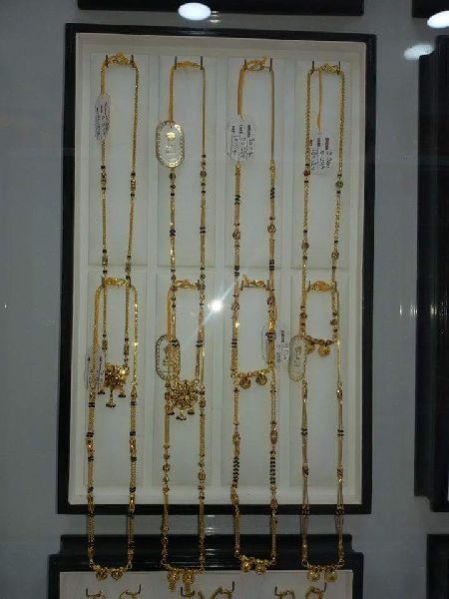 Gold Ladies Pendant 10