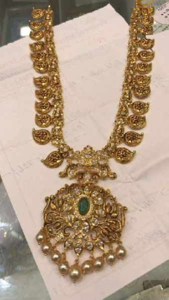 Gold Ladies Pendant 22