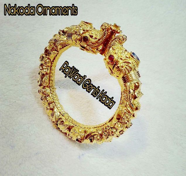 Ladies Gold Kada 06