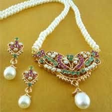 Pearl Necklace Set