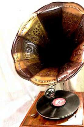 Gramophone 03