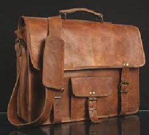 Leather Vintage Messenger Bag 03