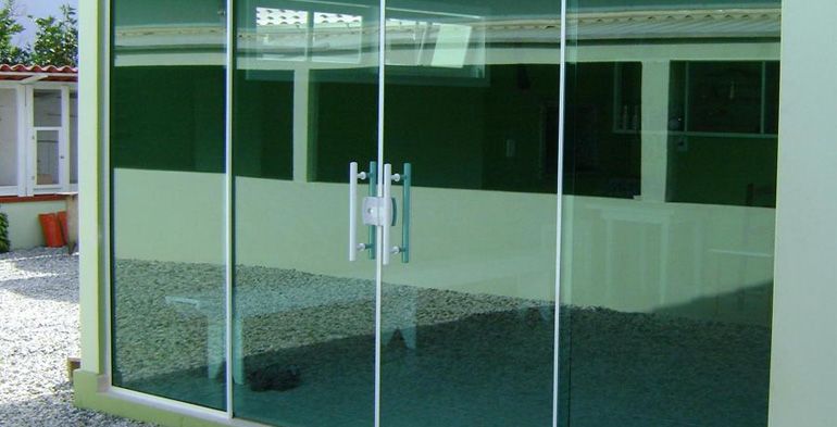 Reflective Glass Door 02