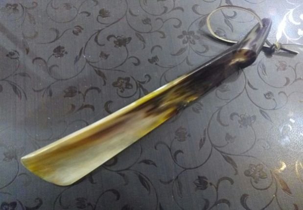 MASH11 Bull Shoe Horn