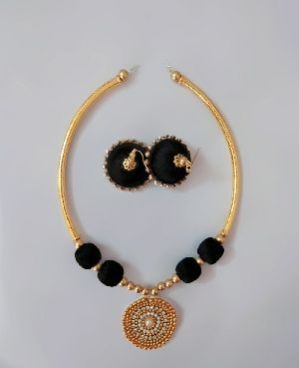 Silk Thread Necklace Set 06