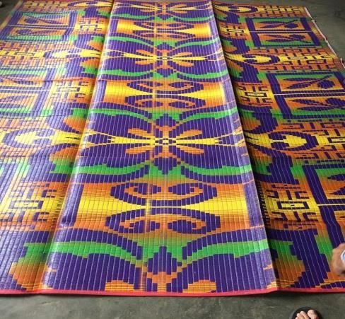 9X12 Multi Color Plastic Mats 01