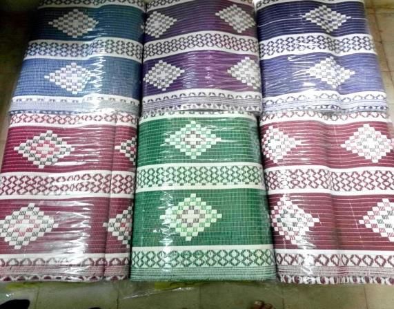 9X12 Multi Cross Plastic Mats 12