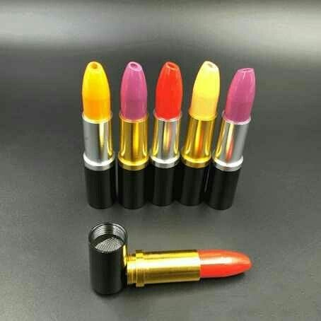 Metal and Wooden Smoking Pipes 02