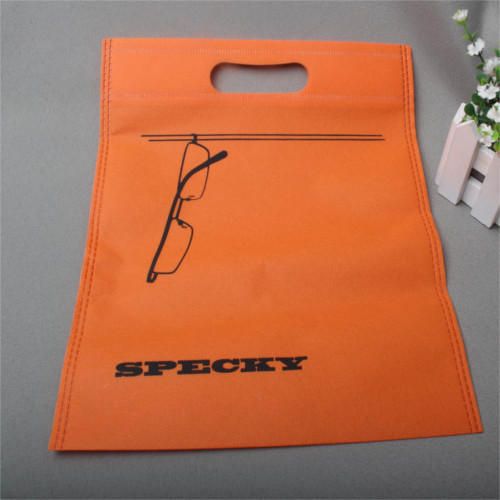 Non Woven D-Cut Bags 02