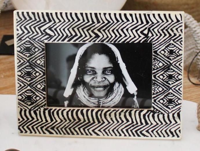 Wooden Photo Frame 02