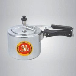 2 Ltr. Standard Pressure Cookers