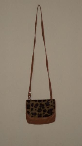 Ladies Sling Bag 02