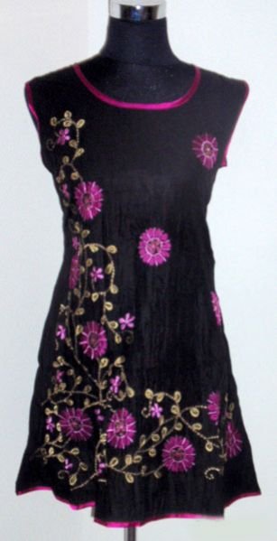 Black Sleeveless Kurti