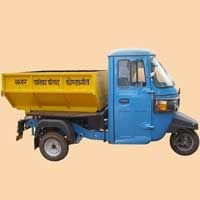 Tipper on Bajaj 3 Wheeler