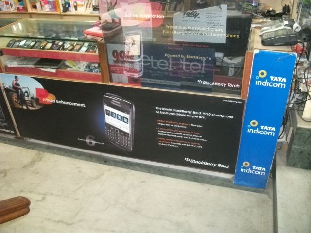 Counter Branding Service 02