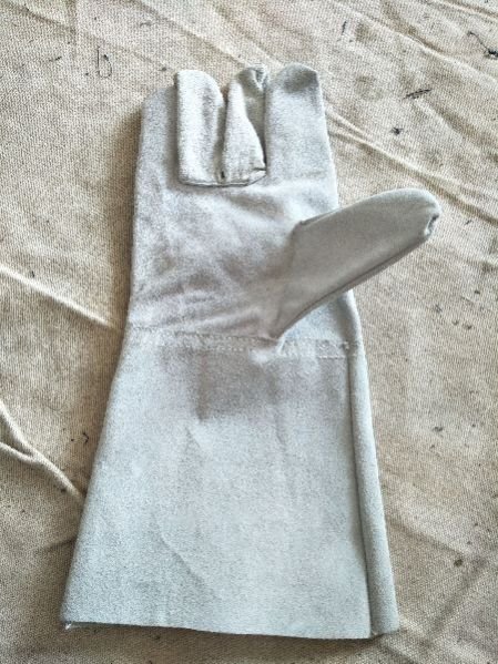 Leather Welding Gloves 01