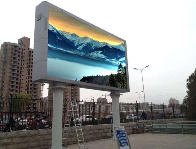 Outdoor LED Display Screen 02