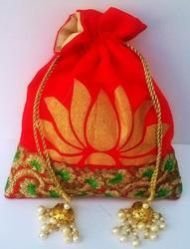 Drawstring Jewelry Pouch 02