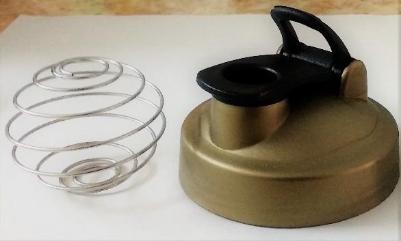 700 ml Gym Shaker with Spring 01