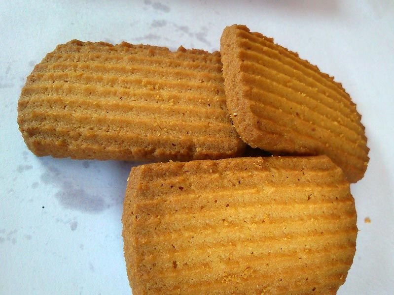 Atta Biscuits 01