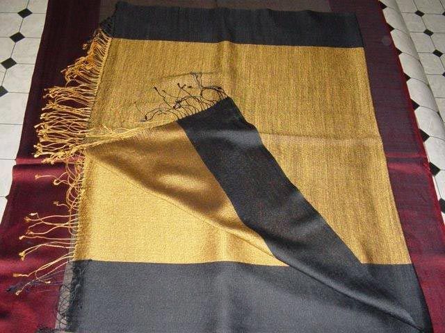 	Silk Cashmere Scarve 04