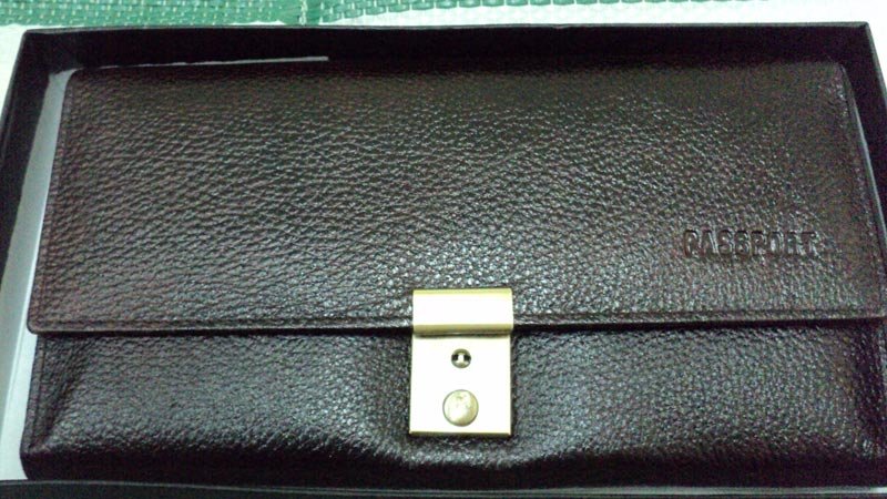 Leather Passport Cover 04