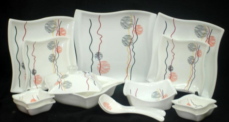 S Shape Dinner Set Balloon