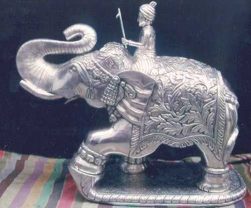 Metal Animal Statue (003)